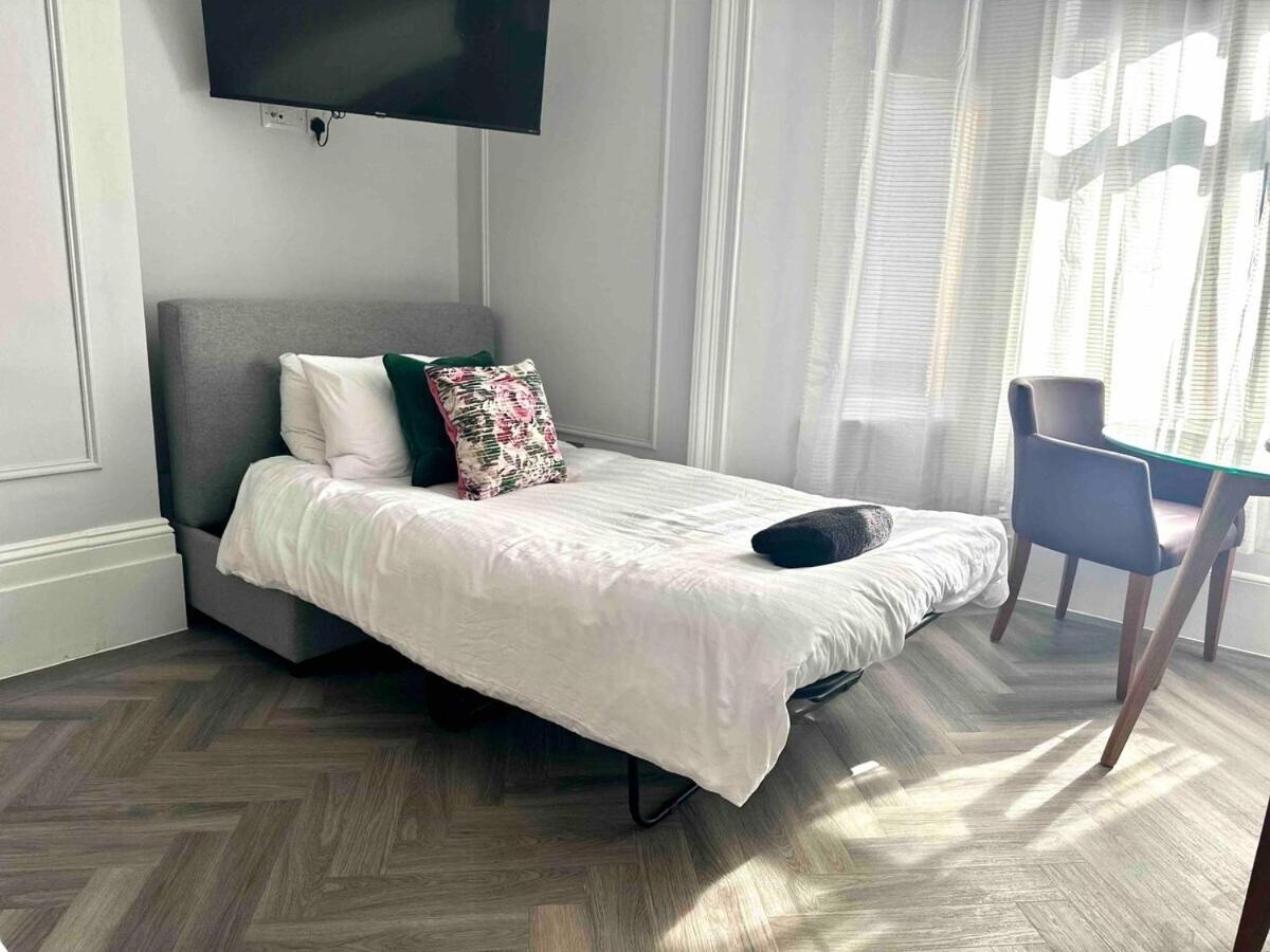 Eden House - Beach Apartments & Suites 圣赫利尔泽西 客房 照片